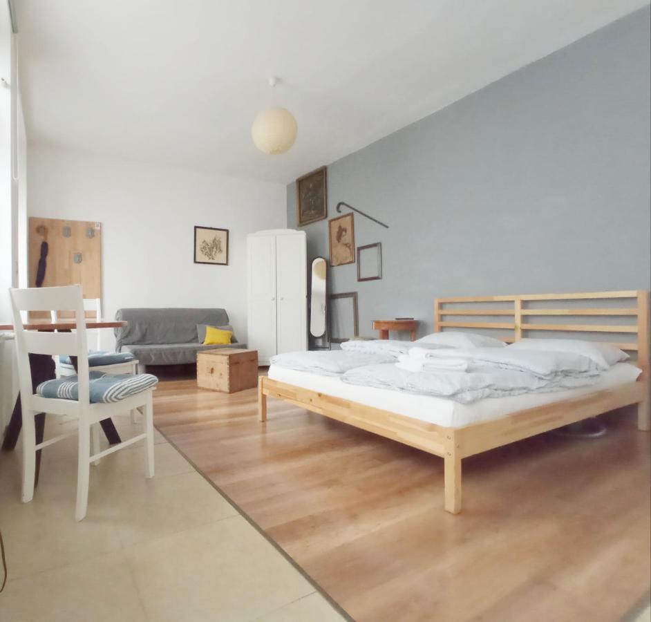 Cozy Republicii Apartment Brasov Luaran gambar